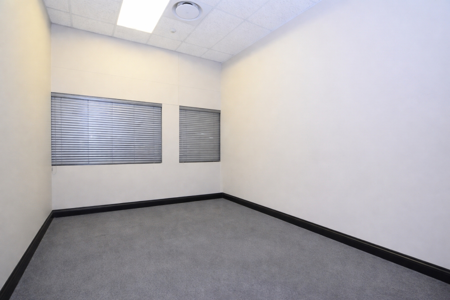 To Let Commercial Property for Rent in Dal Josafat Western Cape